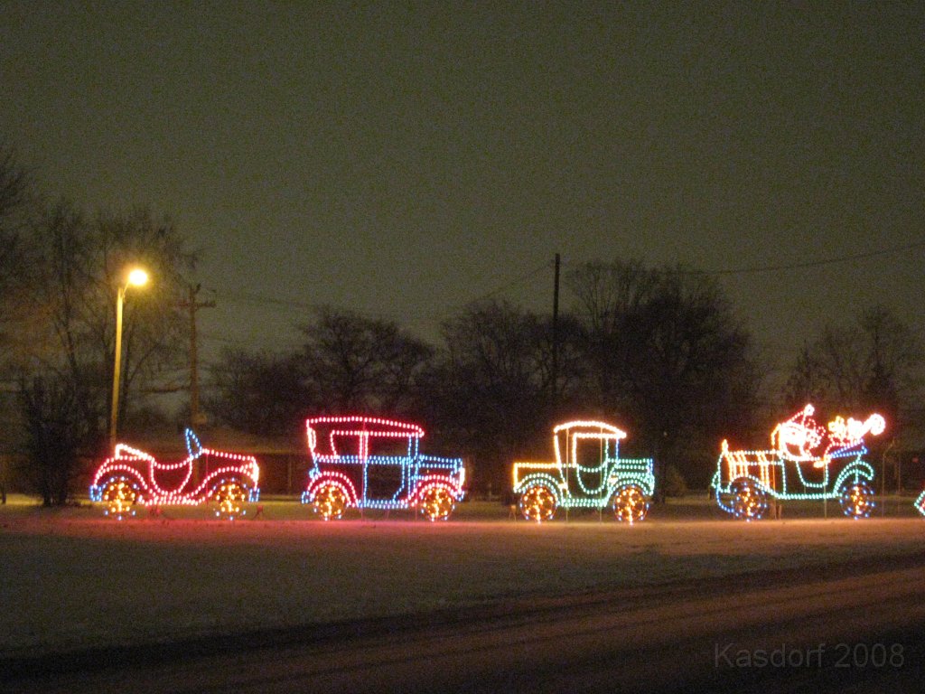 Christmas Lights Hines Drive 2008 076.jpg - The 2008 Wayne County Hines Drive Christmas Light Display. 4.5 miles of Christmas Light Displays and lots of animation!